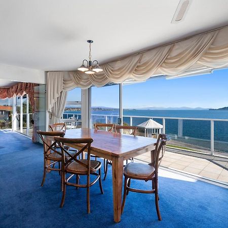 Spectacular Lakefront Home Taupo Exteriér fotografie