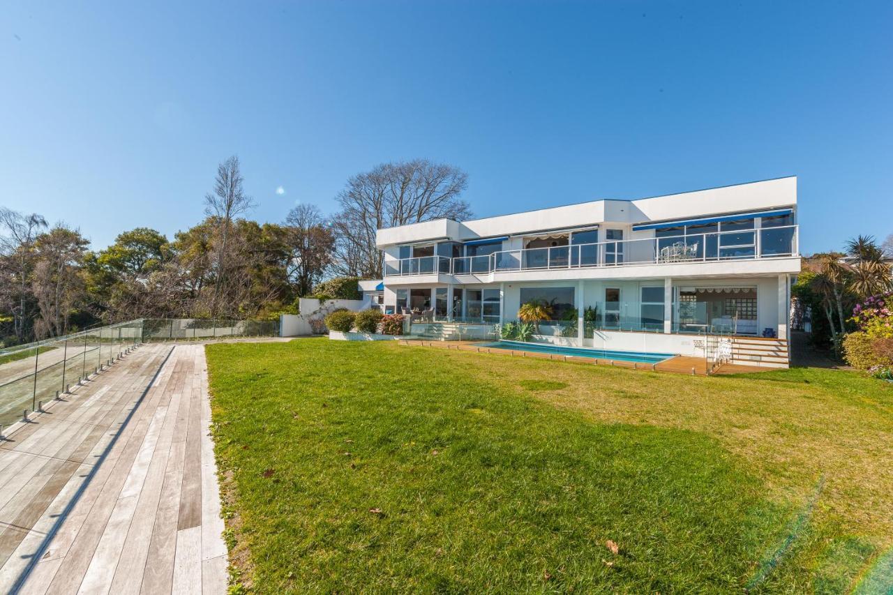 Spectacular Lakefront Home Taupo Exteriér fotografie